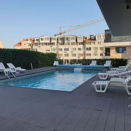Evergreen 1 Apartment *